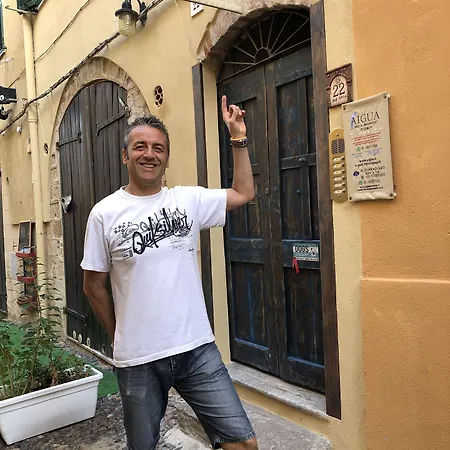 Aigua アルゲーロ