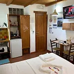 Aigua Πανσιόν