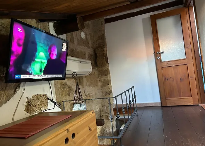 Aigua בית הארחה 3*