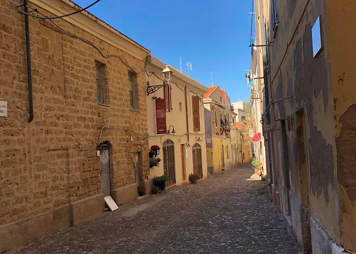 Aigua בית הארחה 3*