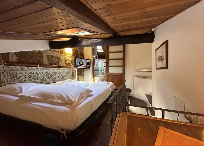 Aigua בית הארחה אלגהרו