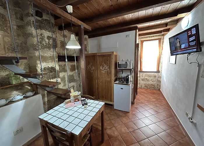 Aigua בית הארחה אלגהרו