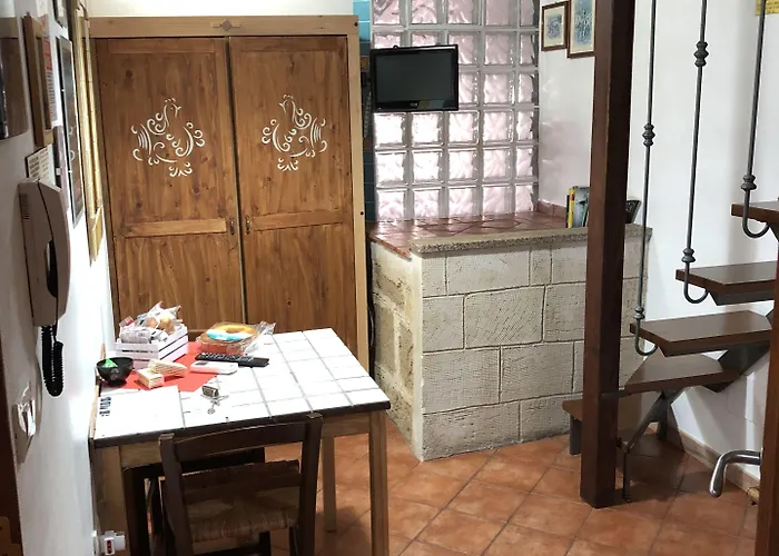 埃古亚酒店 招待所 3*